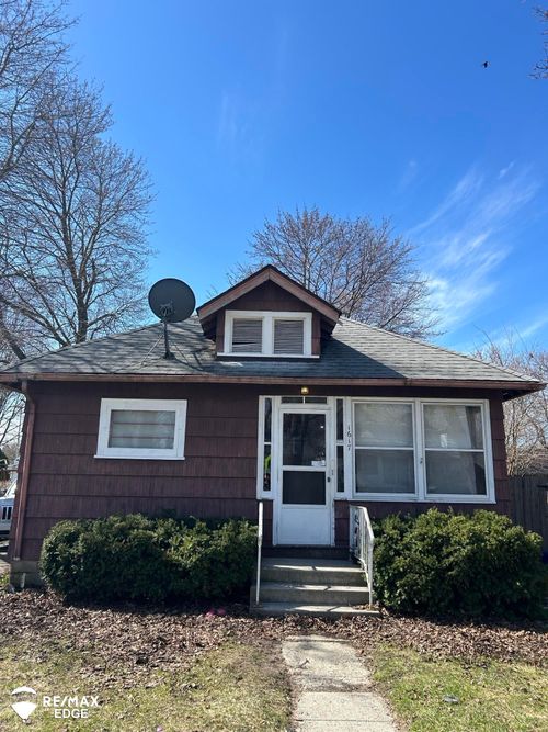 1617 Van Buren St, Saginaw, MI, 48602-2510 | Card Image
