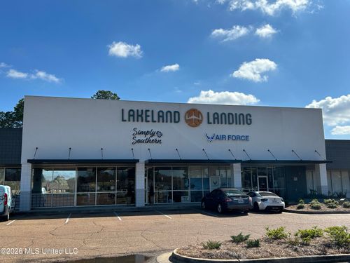 4321-4321 Lakeland Dr, Flowood, MS, 39232-8947 | Card Image