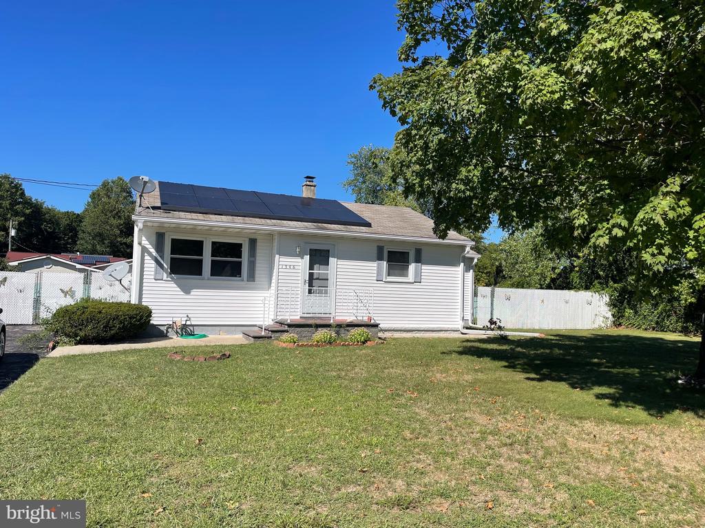 Baylor Ave, Vineland, NJ 08360