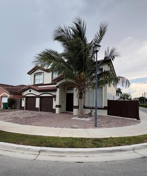 15375 Sw 93rd Ln, Miami, FL, 33196-1604 | Card Image