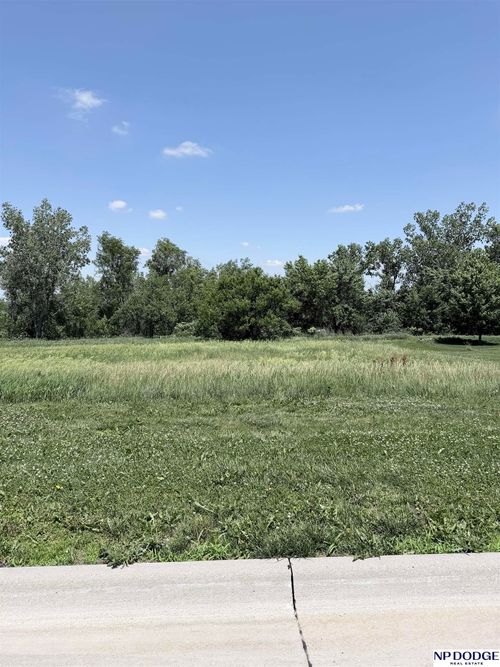 1028 Brickyard Dr, Hooper, NE, 68031-1351 | Card Image