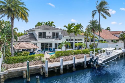 917 Iris Dr, Delray Beach, FL, 33483-4810 | Card Image