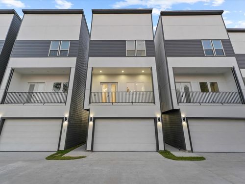 6631 Katarani Dr, Houston, TX, 77091 | Card Image