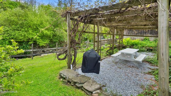 Brookside seating and Pergola | Image 50