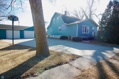 208 2nd St, Great Bend, ND, 58075-8521 | Card Image