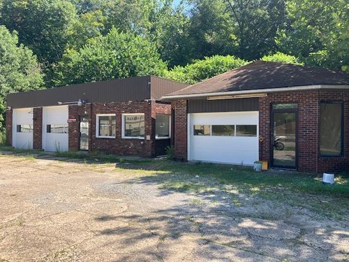 28 Mcgovern Blvd, Crescent, PA, 15046-5446 | Card Image