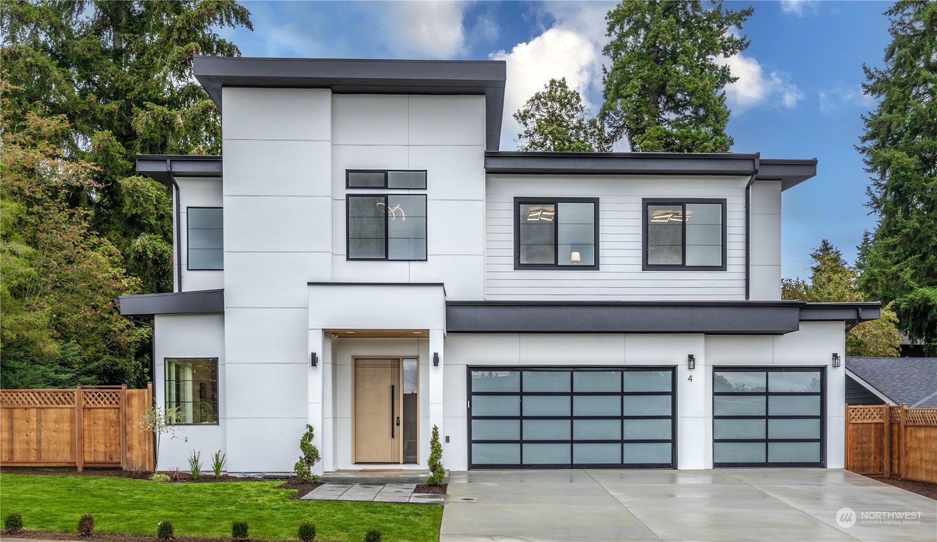151st Pl, Bellevue, WA 98007