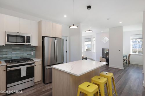 311-6 W End Ct, Long Branch, NJ, 07740-9132 | Card Image