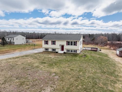 190 Smith Road, Hermon, ME, 04401 | Card Image