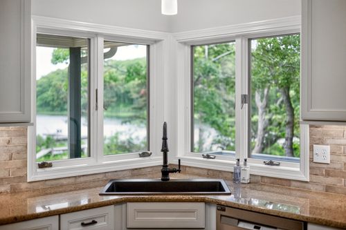 77 Ennsbrook Dr, East Falmouth, MA, 02536-6177 | Card Image