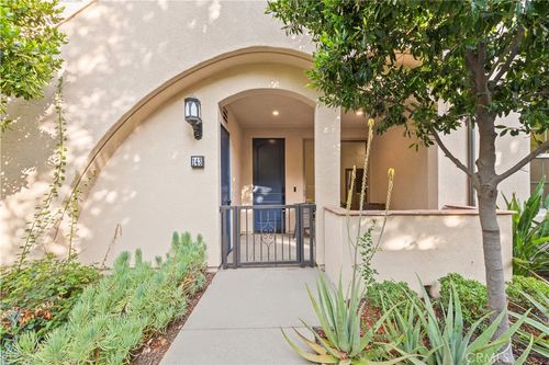 143 Coastal Gdn, Irvine, CA, 92618 | Card Image