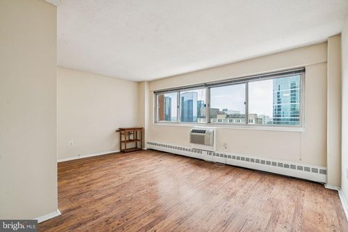 unit-1426-2101 Chestnut St, PHILADELPHIA, PA, 19103-3138 | Card Image