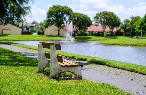 d2-1007 Green Pine Blvd, West Palm Beach, FL, 33409-7016 | Card Image