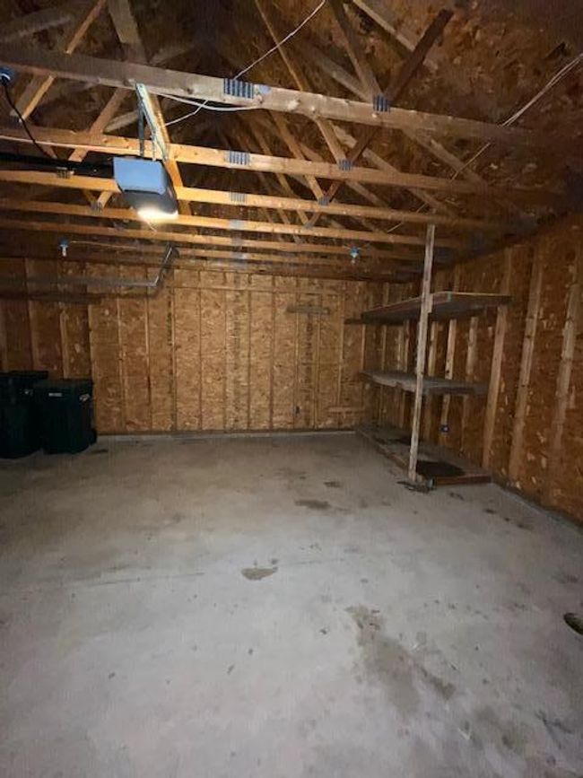 There's so much storage space in the garage, as well as throughout the home! | Image 16