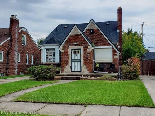 10521 Somerset Ave, Detroit, MI, 48224-1731 | Card Image