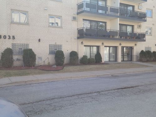 2e-8035 Oconnor Dr, River Grove, IL, 60171-1227 | Card Image