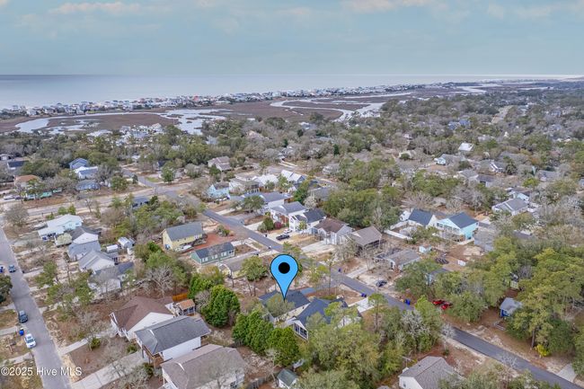 114 Nw 14 Th St, House other with 3 bedrooms, 2 bathrooms and null parking in Oak Island NC | Image 38
