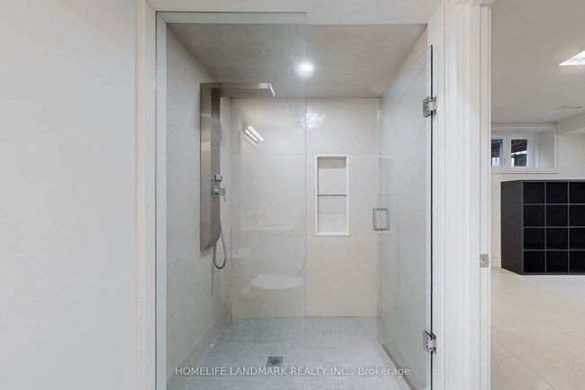 301 Jedburgh Rd, House other with 5 bedrooms, 4 bathrooms and 2 parking in Toronto ON | Image 43