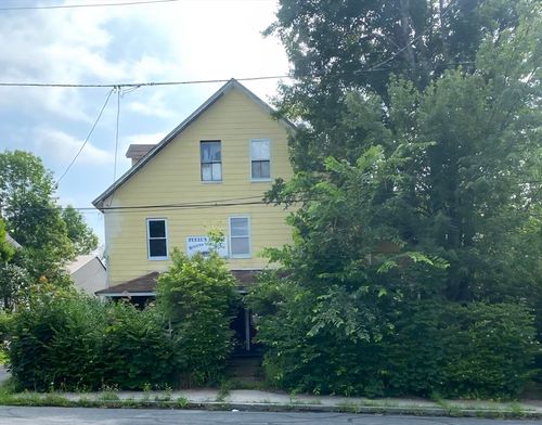 9 Depot St, Monroe, MA, 01350-9701 | Card Image
