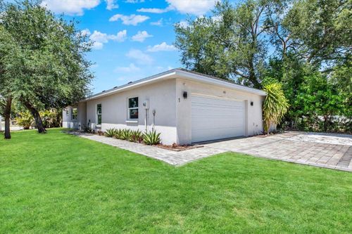 2011 Outer Dr, SARASOTA, FL, 34231-4311 | Card Image