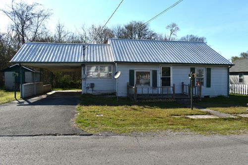 403 Hawkins St, Cowan, TN, 37318-3225 | Card Image