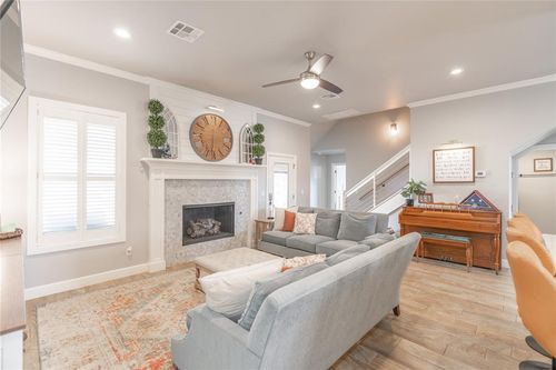 1700 Pendleton Pl, Moore, OK, 73160-8652 | Card Image