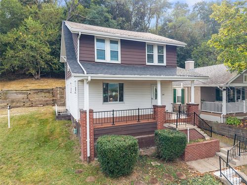 26 Grace St, Crafton, PA, 15205-2909 | Card Image