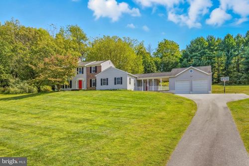 800 Dowlin Forge Rd, DOWNINGTOWN, PA, 19335-4475 | Card Image
