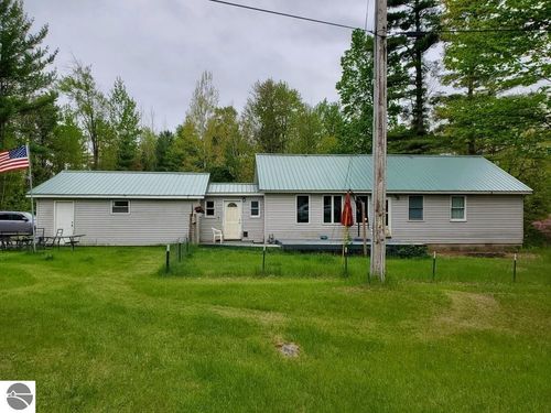 1148 Horseshoe Dr, Alger, MI, 48610-9342 | Card Image