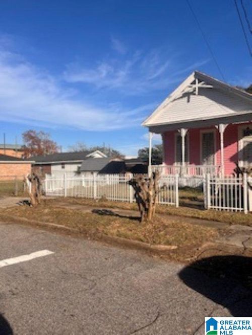 256 N Pine St, Mobile, AL, 36603-5669 | Card Image