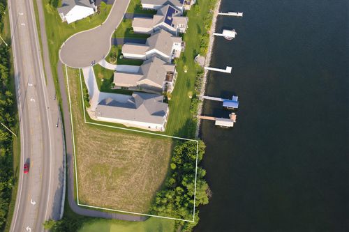 7196 Lavalle Dr, Hugo, MN, 55038-4730 | Card Image