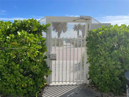 304-5005 Collins Ave, Miami Beach, FL, 33140 | Card Image