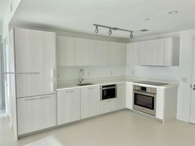 3509 - 501 Ne 31st St, Condo with 2 bedrooms, 2 bathrooms and null parking in Miami FL | Image 2