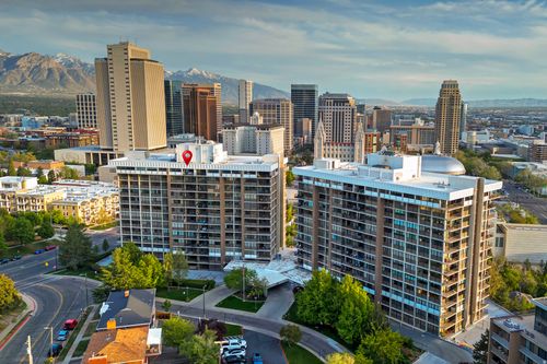 ph1e-241 N Vine St, Salt Lake City, UT, 84103-1962 | Card Image