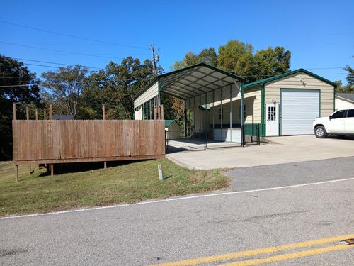 601 Pumpkin Ridge Rd, Dover, TN, 37058-5307 | Card Image