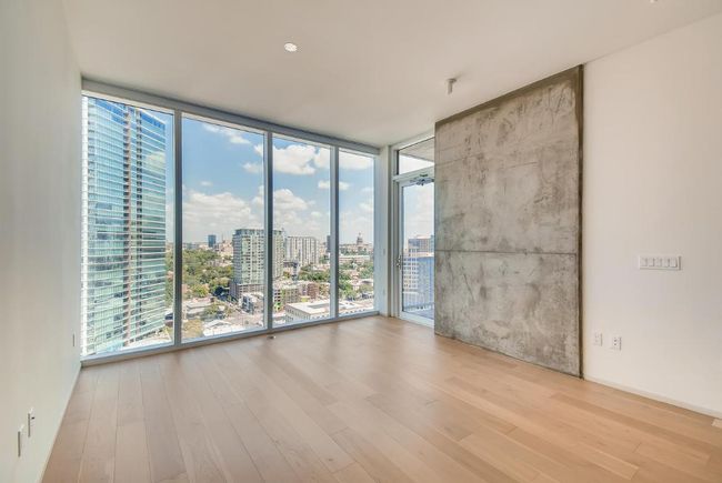 Living Room | Image 10