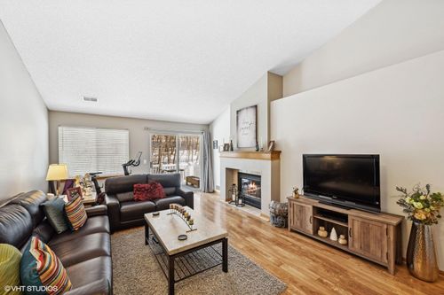 1203-11717 Ryan Cir, Burnsville, MN, 55337-3254 | Card Image