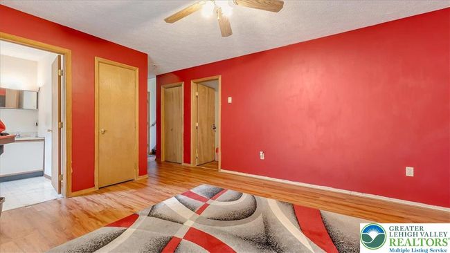 838 Cayuga Way, House other with 4 bedrooms, 3 bathrooms and null parking in Stroudsburg PA | Image 34