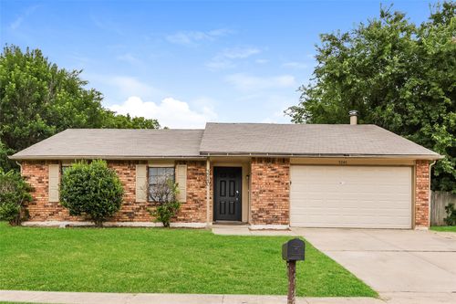 3240 Chalmette Court, Forest Hill, TX, 76140 | Card Image