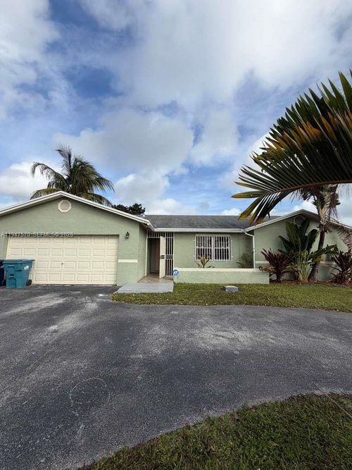 1-12241 Sw 268th St, Homestead, FL, 33032-7949 | Card Image