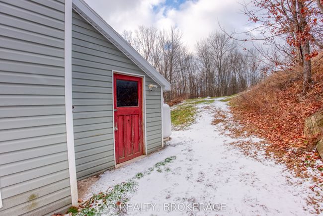 10933 Road 38, House other with 3 bedrooms, 1 bathrooms and 4 parking in Parham ON | Image 32
