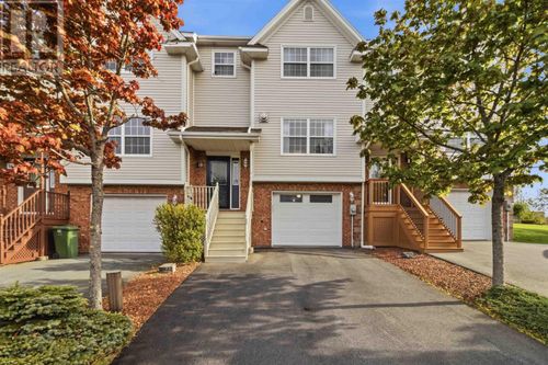 60 Emma Court, Russell Lake, NS, B2W6L2 | Card Image