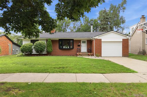 595 Byron St, Plymouth, MI, 48170-2211 | Card Image