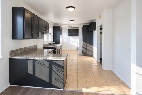 1629 W 51st, Los Angeles, CA, 90062 | Card Image
