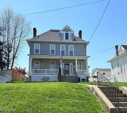 305 W 4th Street, Williamstown, WV, 26187 | Card Image