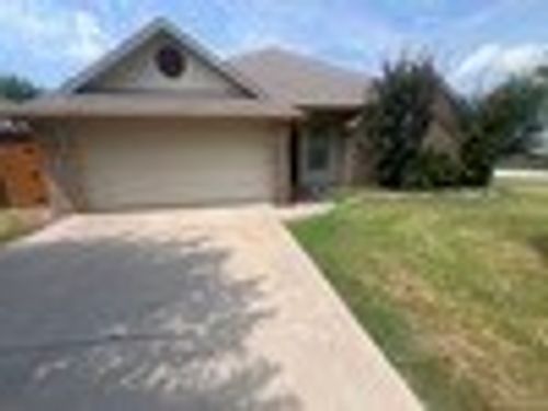 1005 Winding Rd, Granbury, TX, 76049-8325 | Card Image