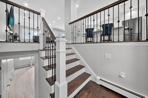 76 Amundsen Ln, New City, NY, 10956-1738 | Card Image