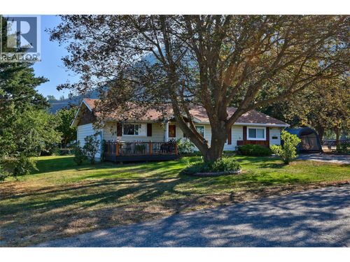 213 Beach Dr, Chase, BC, V0E1M0 | Card Image