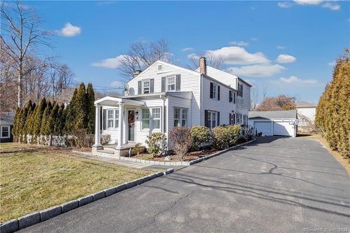 12 Sunset Ave, Trumbull, CT, 06611-4534 | Card Image