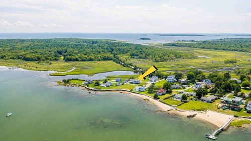 16 Shoreview Ave, Mattapoisett, MA, 02739-2355 | Card Image